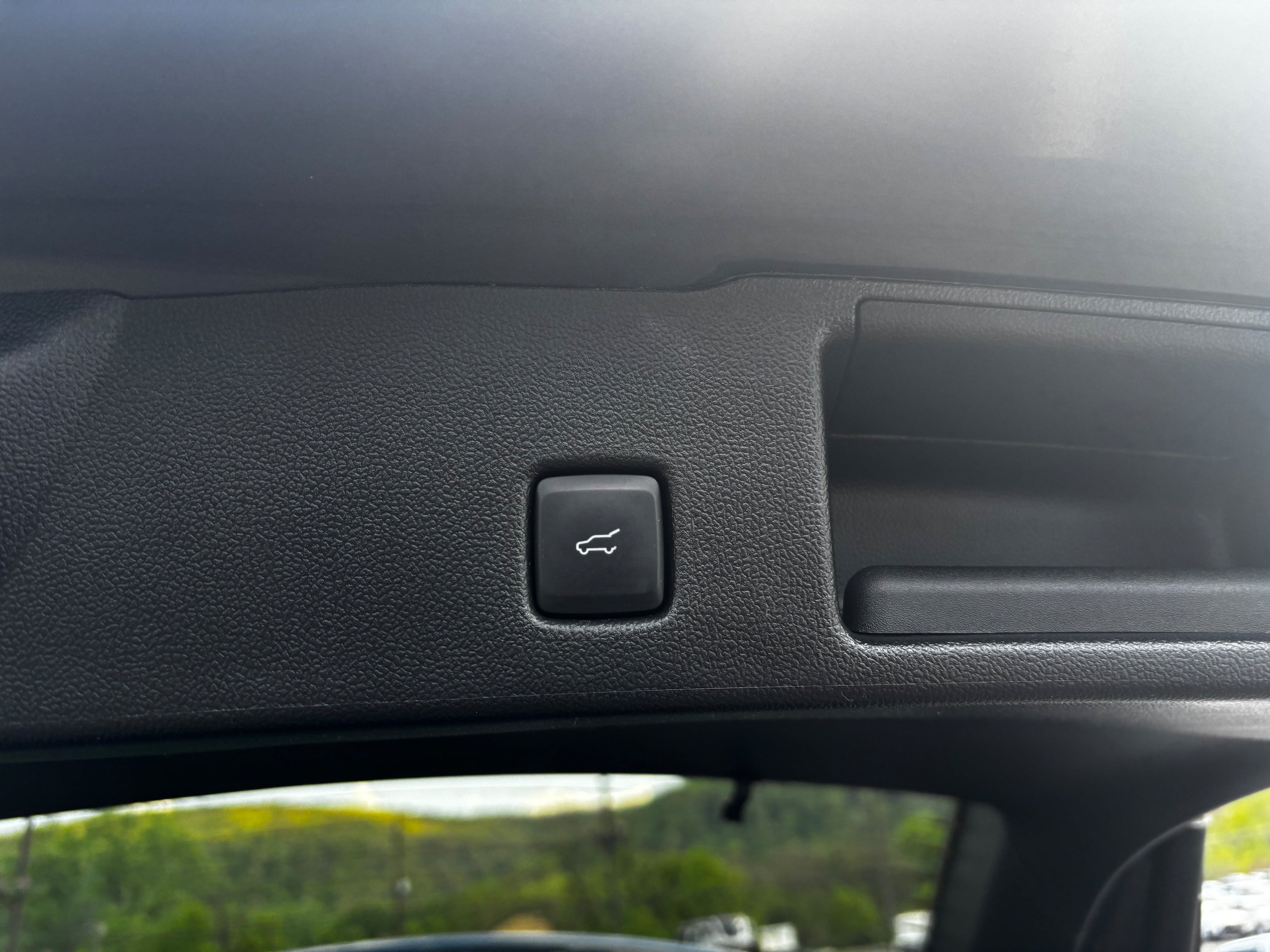 Used 2022 Ford Escape SE w/ Convenience Package AWD/4WD image 9