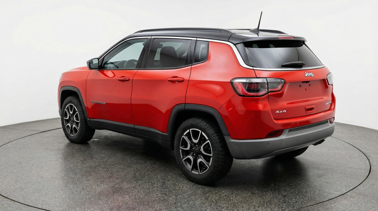 Used 2025 Jeep Compass Trailhawk image 6