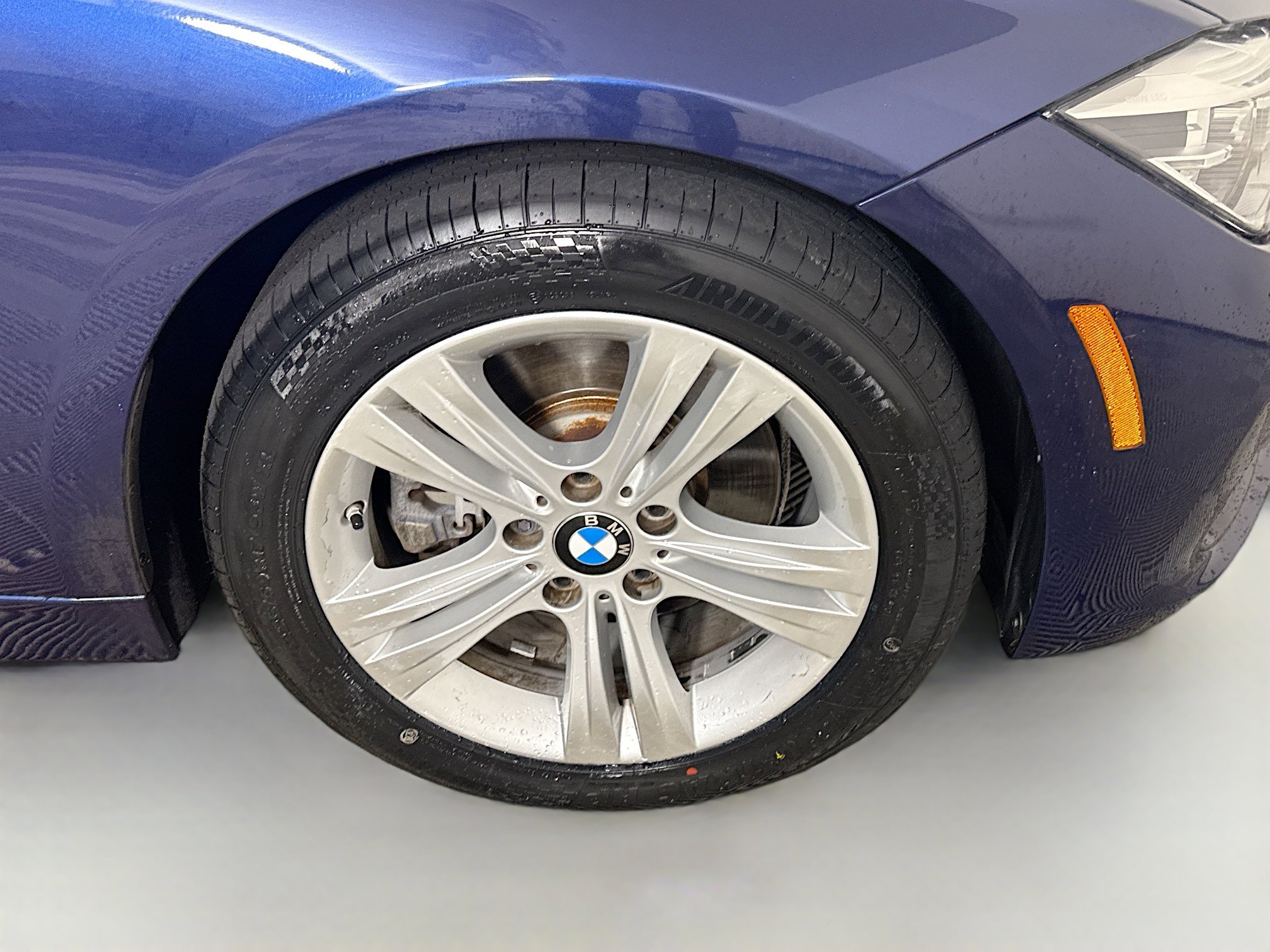 Used 2017 BMW 330e image 32