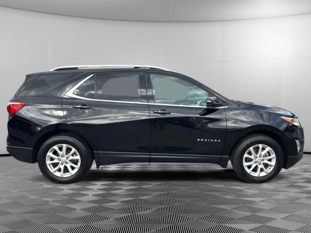 Used 2018 Chevrolet Equinox LT w/ Sun & Infotainment Package image 6
