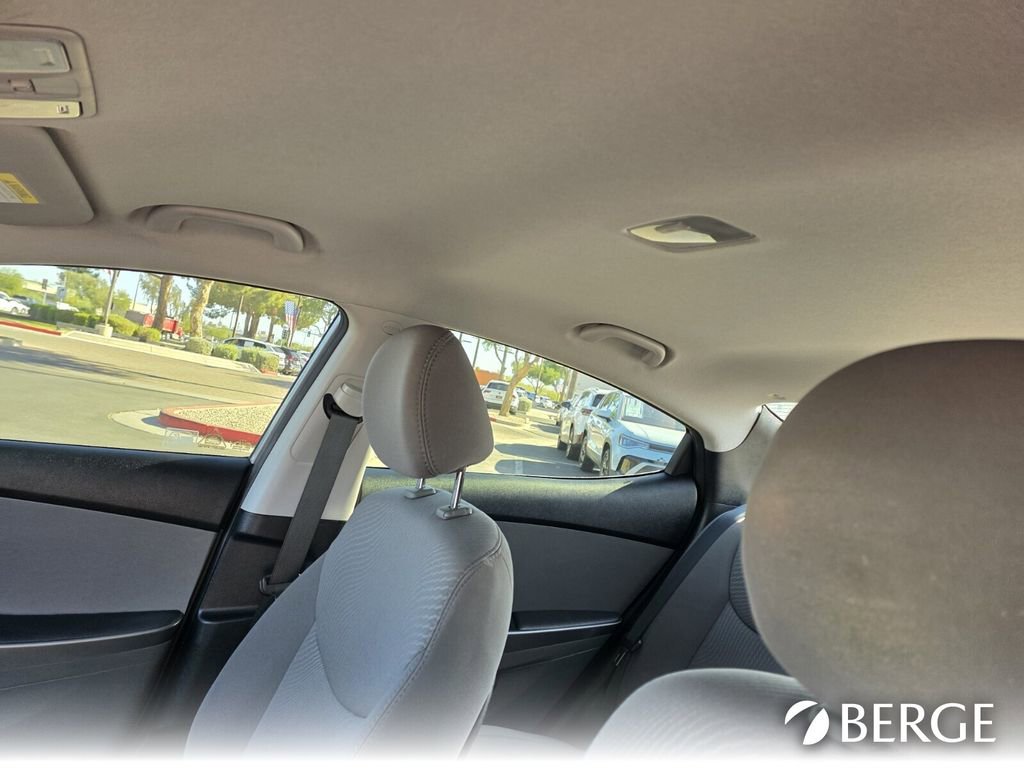 Used 2016 Hyundai Elantra SE FWD image 15