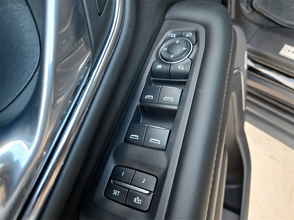 Used 2024 Chevrolet Tahoe High Country w/ Advanced Technology Package image 33