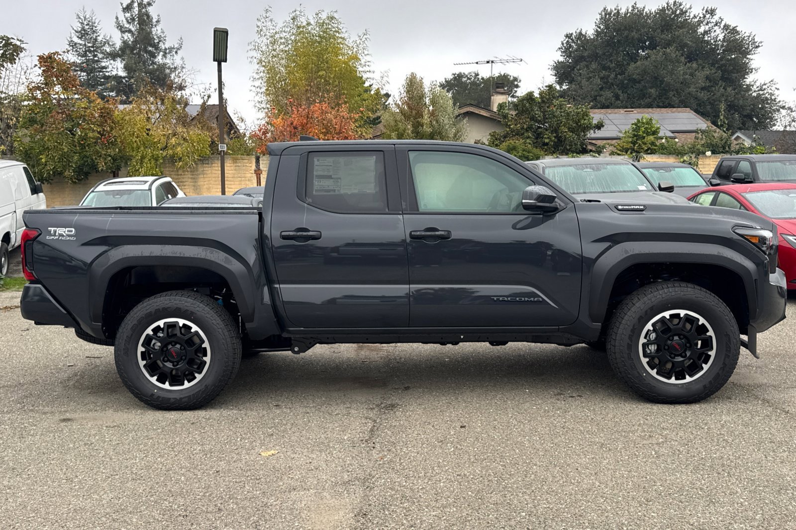 New 2025 Toyota Tacoma TRD Off-Road image 9