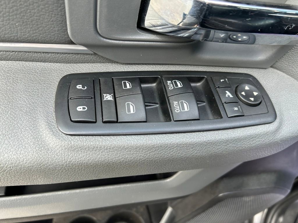 Used 2016 RAM 1500 Big Horn image 28