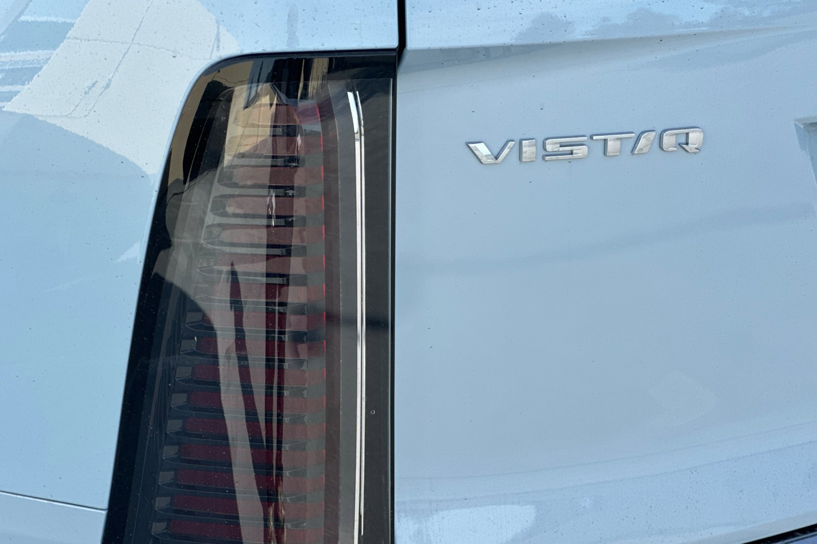 New 2026 Cadillac Vistiq Sport w/ LPO, Floor Liner Package AWD/4WD image 25