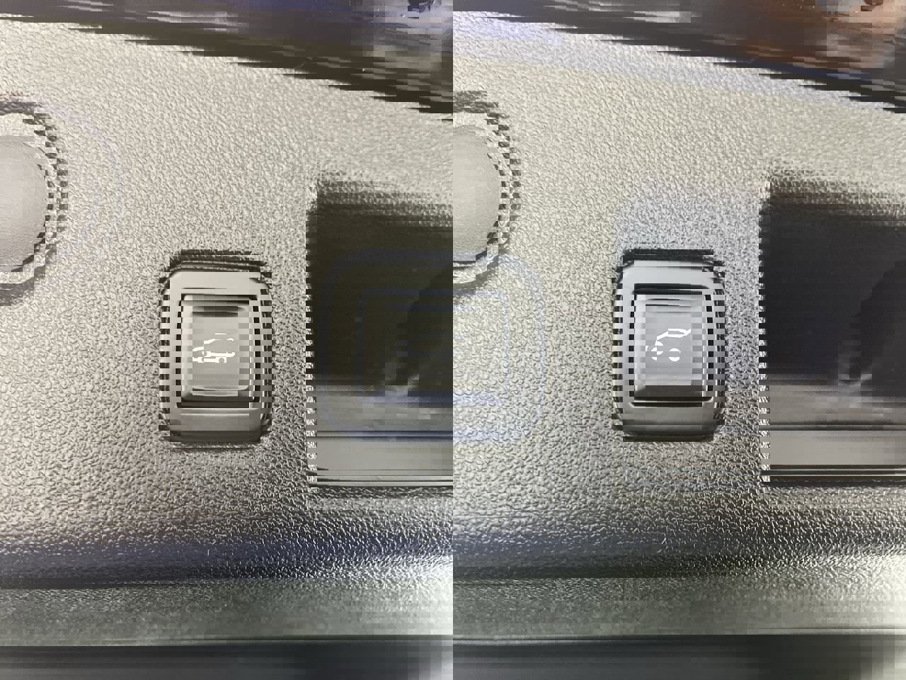 Used 2022 Chevrolet Equinox LT image 29