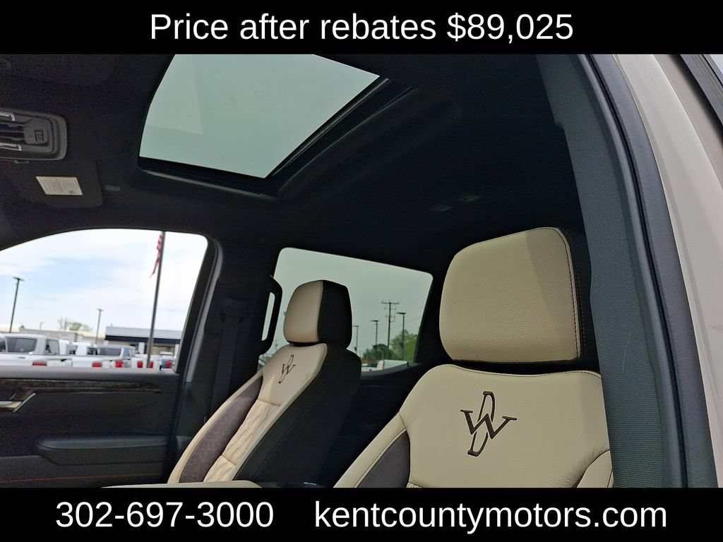 New 2026 GMC Sierra 1500 AT4 w/ Technology Package AWD/4WD image 14