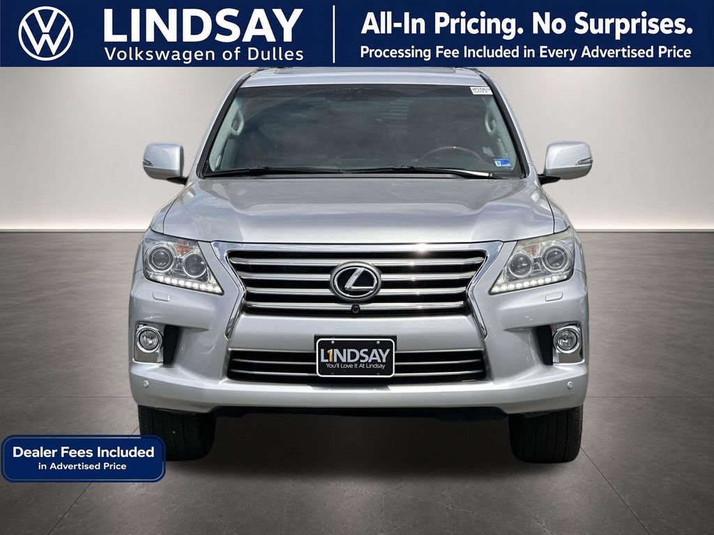Used 2013 Lexus LX 570 4WD w/ Luxury Pkg image 3