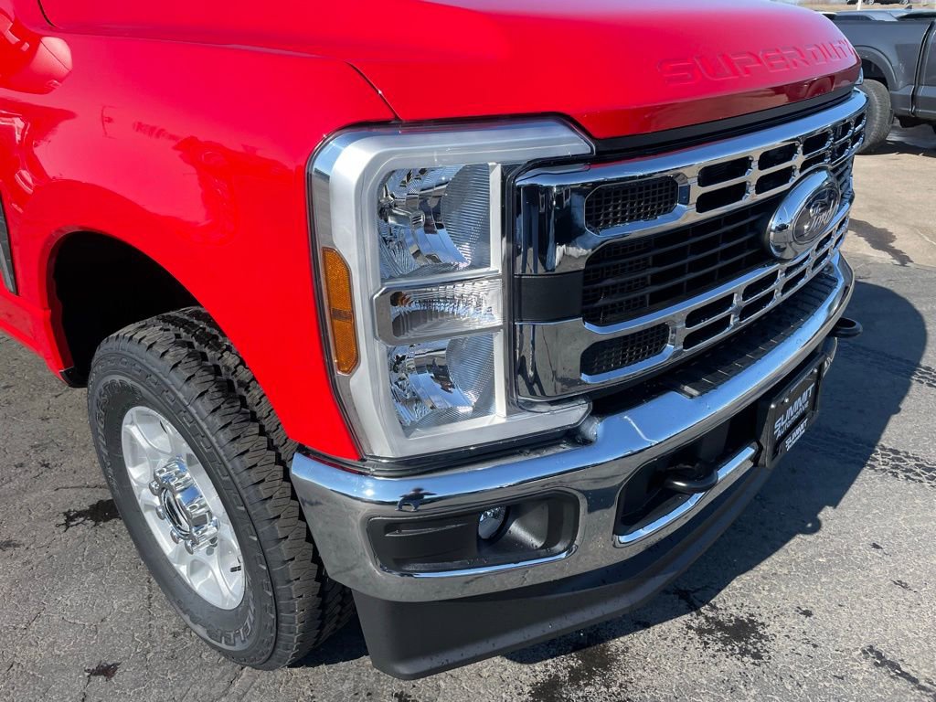 New 2026 Ford F250 XLT w/ FX4 Off-Road Package image 26