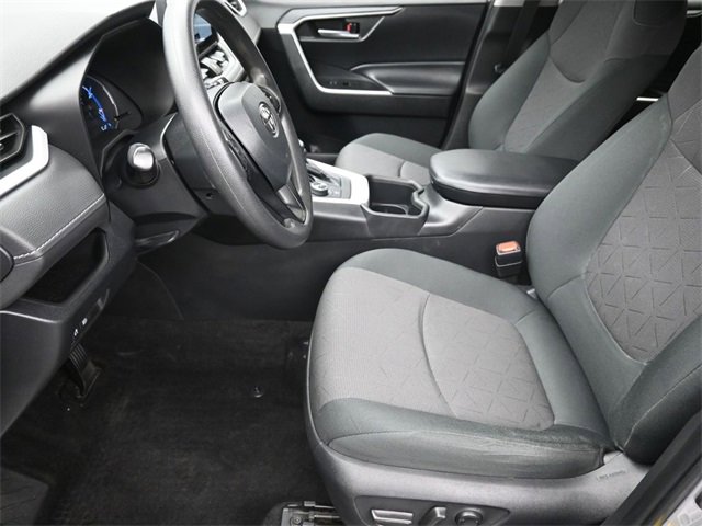 Used 2023 Toyota RAV4 XLE image 19