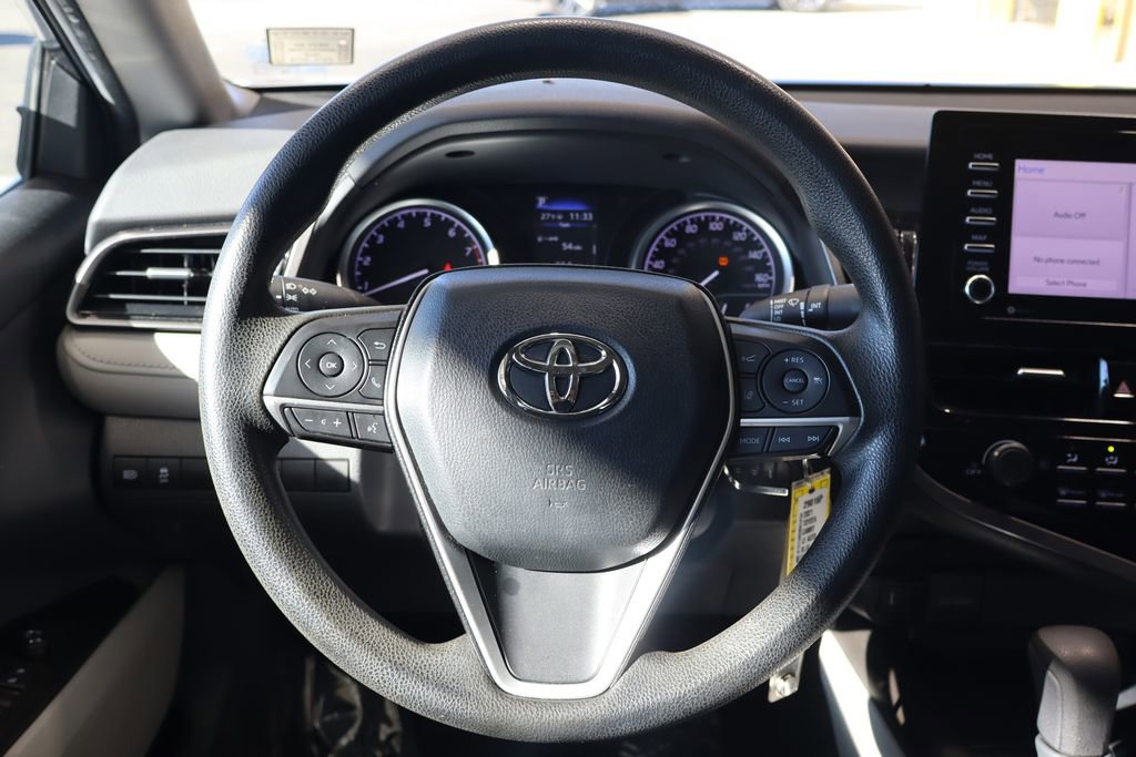 Used 2021 Toyota Camry LE image 22