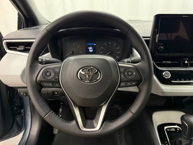 Used 2025 Toyota Corolla SE AWD/4WD image 13