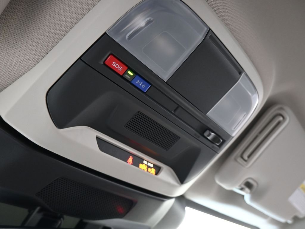 Used 2024 Subaru Crosstrek 2.0i Premium image 19