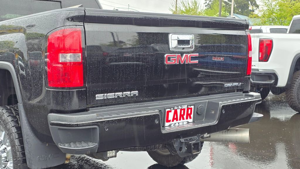 Used 2015 GMC Sierra 2500 Denali w/ Duramax Plus Package AWD/4WD image 13