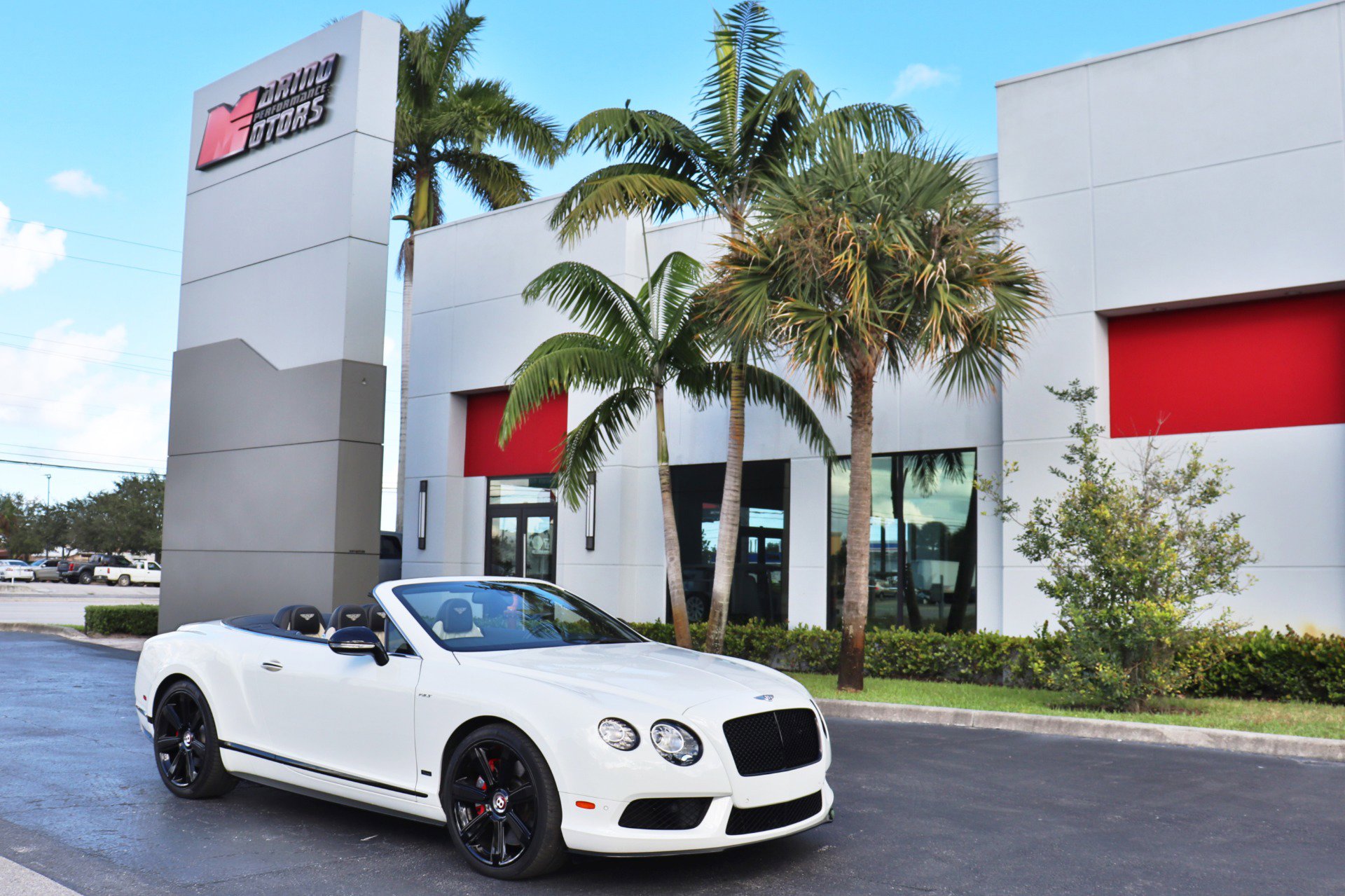 Used 2015 Bentley Continental GT V8 S image 1