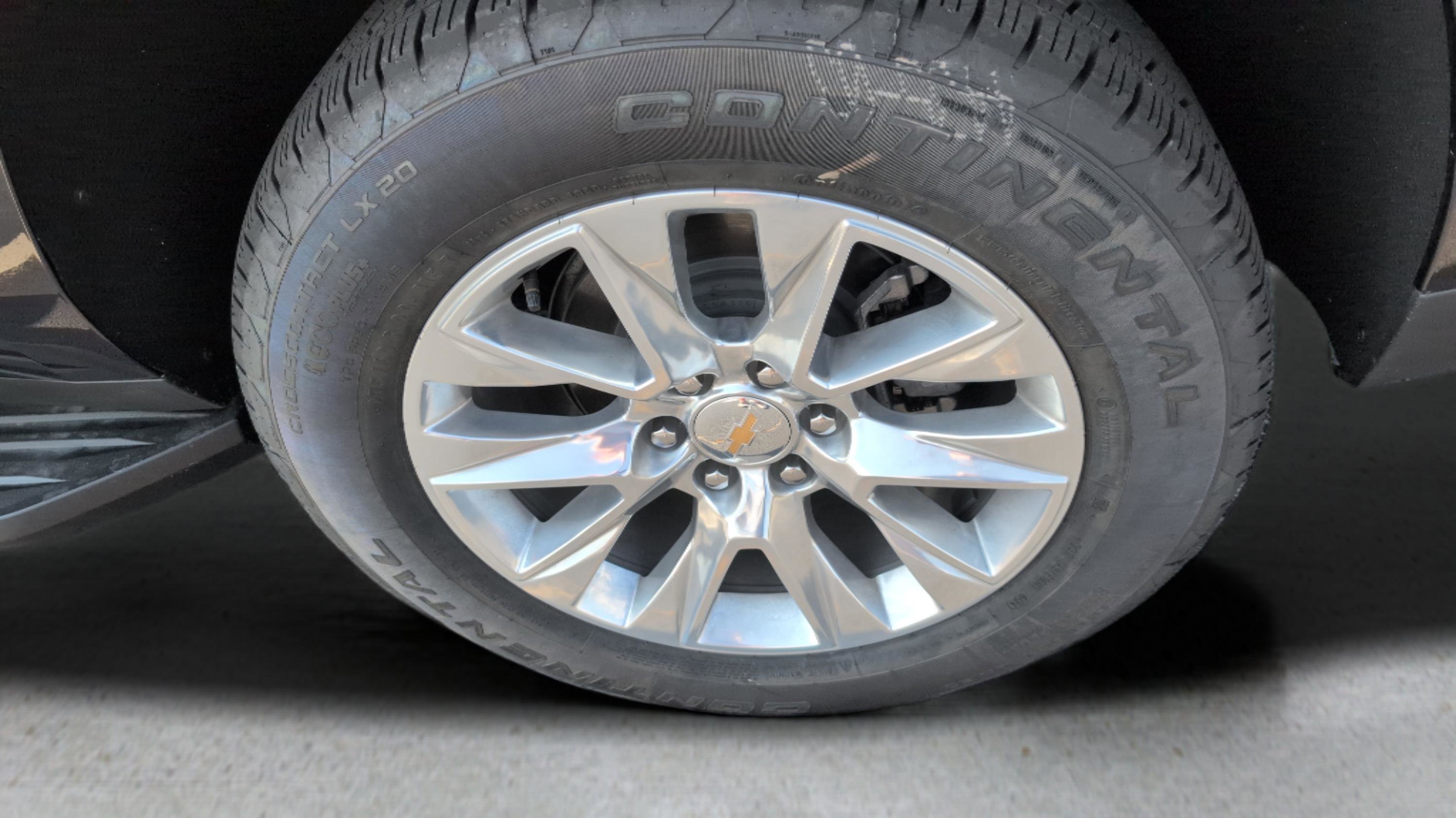 New 2025 Chevrolet Suburban Premier image 29