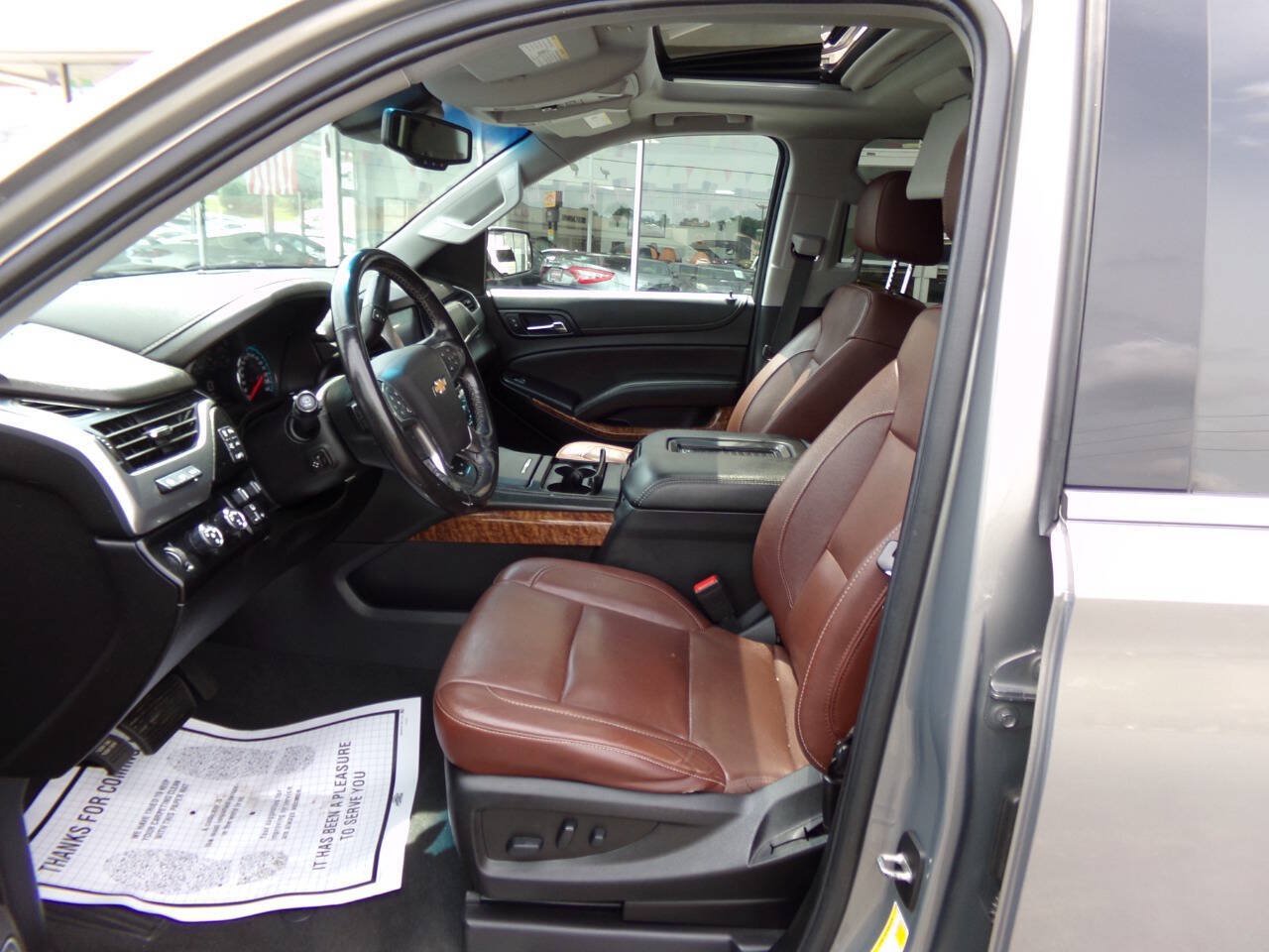 Used 2019 Chevrolet Suburban Premier w/ Premier Plus Edition AWD/4WD image 11