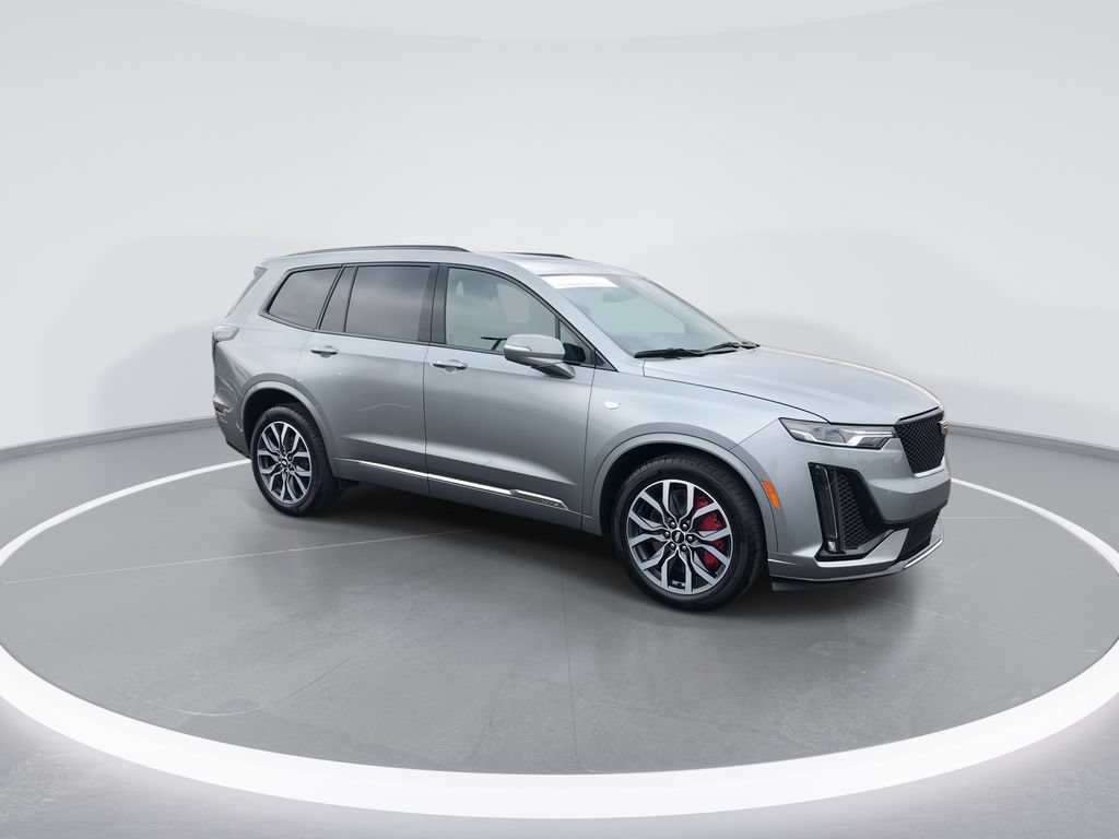 Used 2024 Cadillac XT6 Sport AWD/4WD image 2