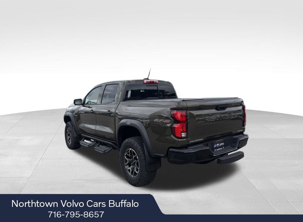 Used 2024 Chevrolet Colorado ZR2 w/ ZR2 Convenience Package III AWD/4WD image 3