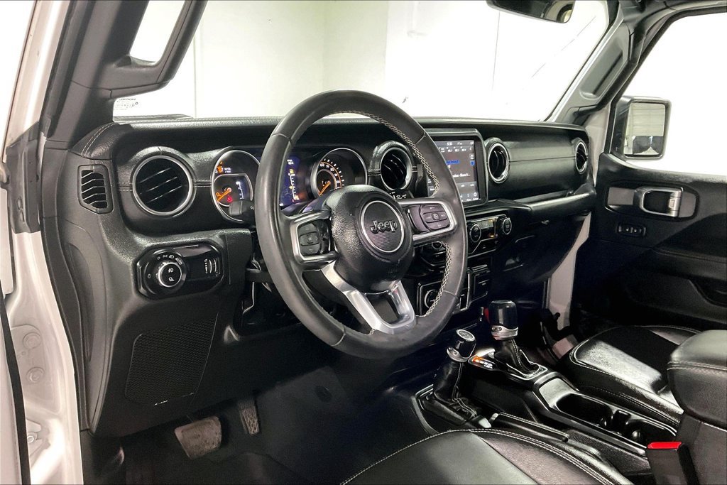 Used 2023 Jeep Gladiator Overland w/ Popular Equipment Package AWD/4WD image 16