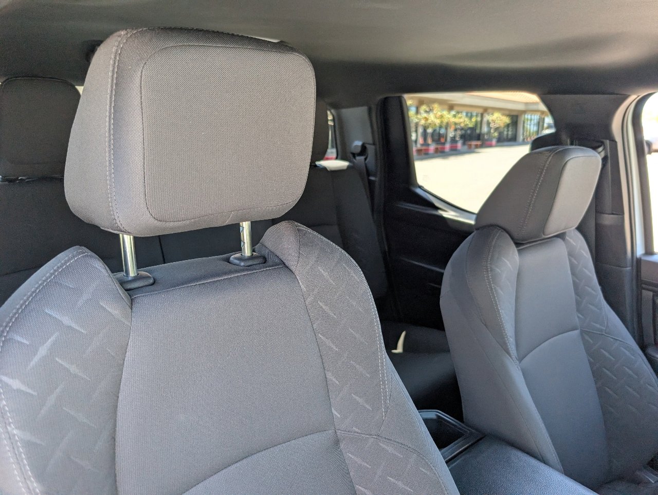 Used 2025 Toyota Tacoma SR5 image 3