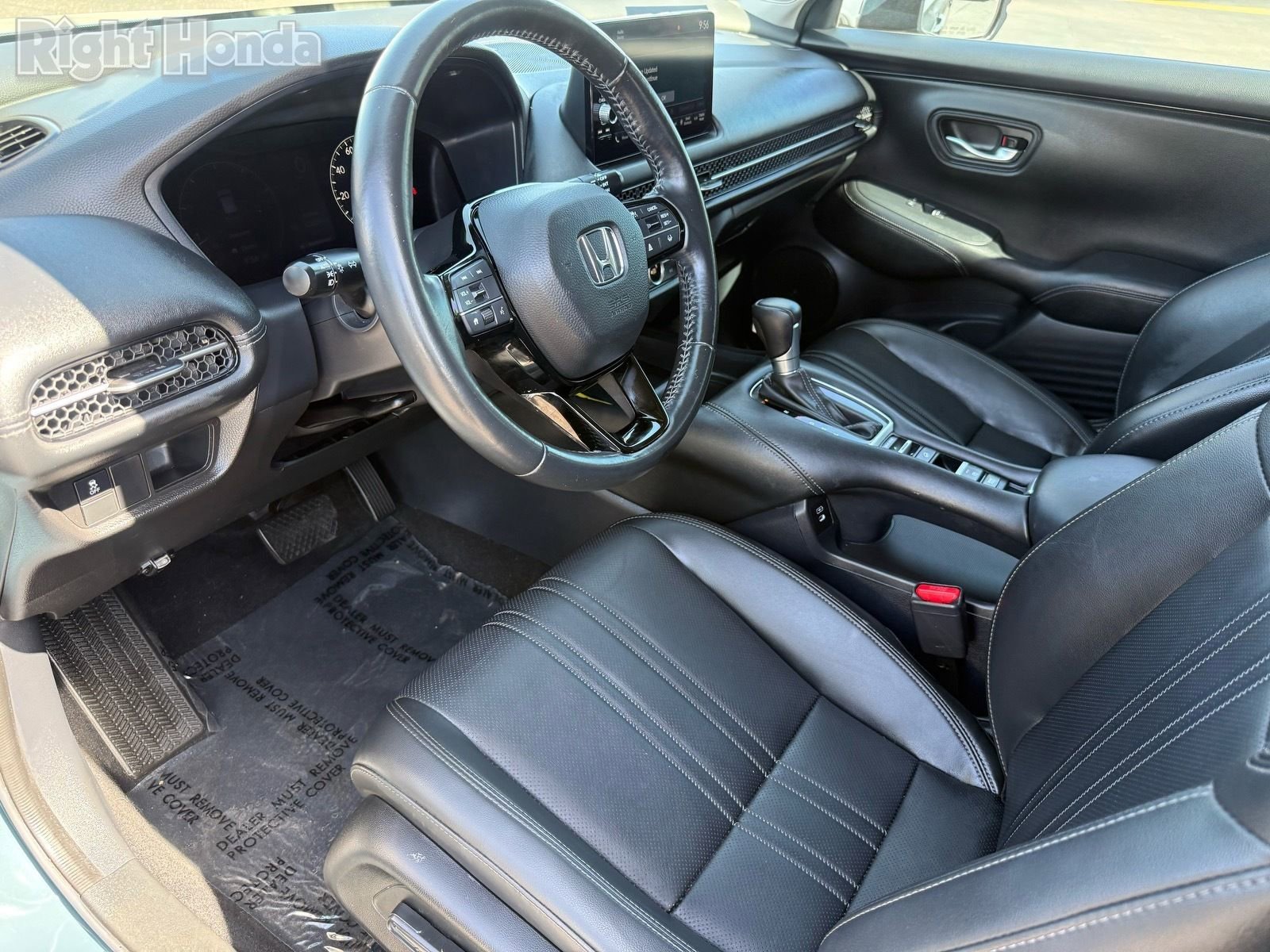 Used 2024 Honda HR-V EX-L image 12