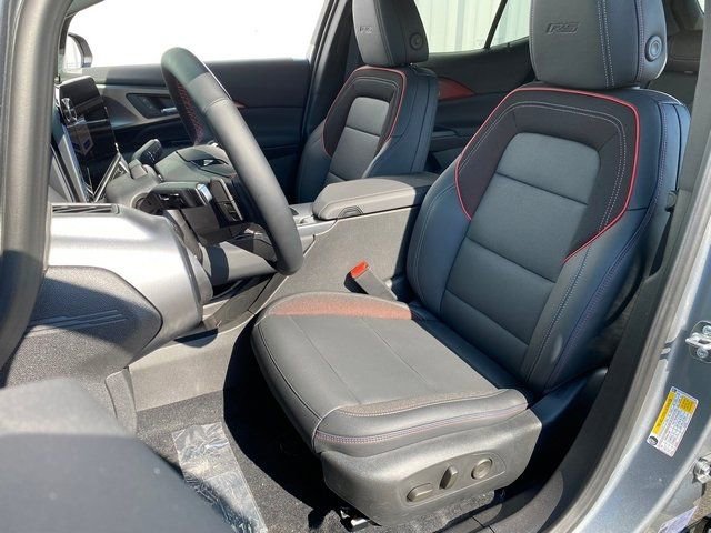 New 2024 Chevrolet Equinox EV RS AWD/4WD image 16