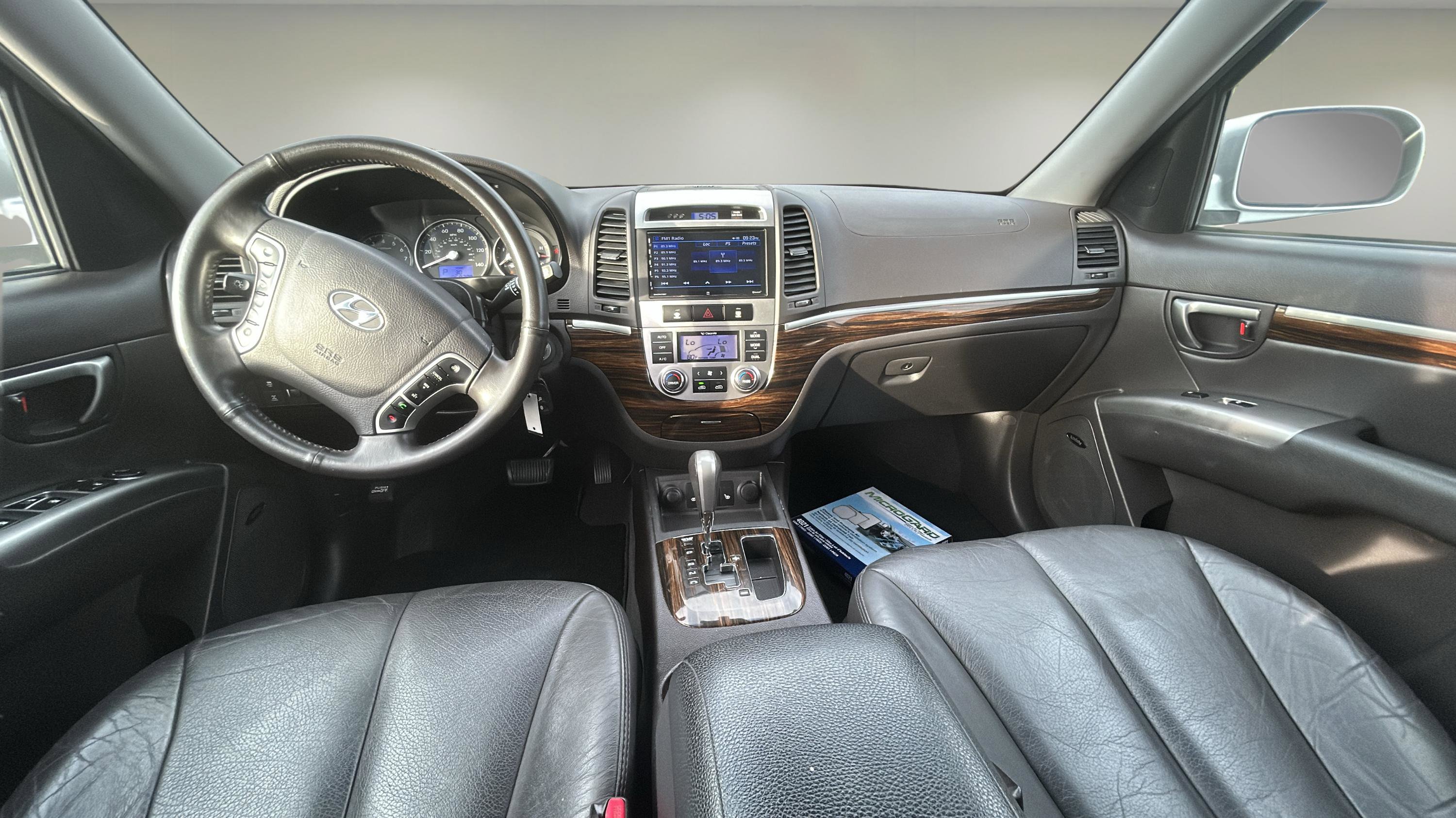 Used 2011 Hyundai Santa Fe Limited image 10