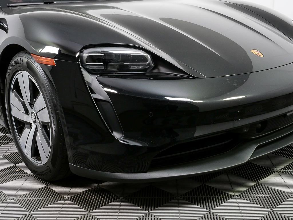 Certified 2023 Porsche Taycan image 37