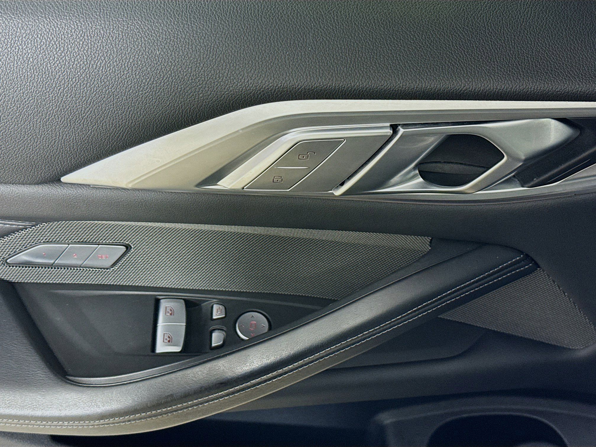 Used 2025 BMW M4 Competition image 21