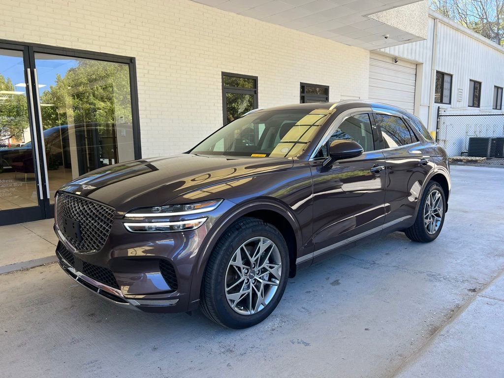 Used 2023 Genesis GV70 2.5T w/ Select Package