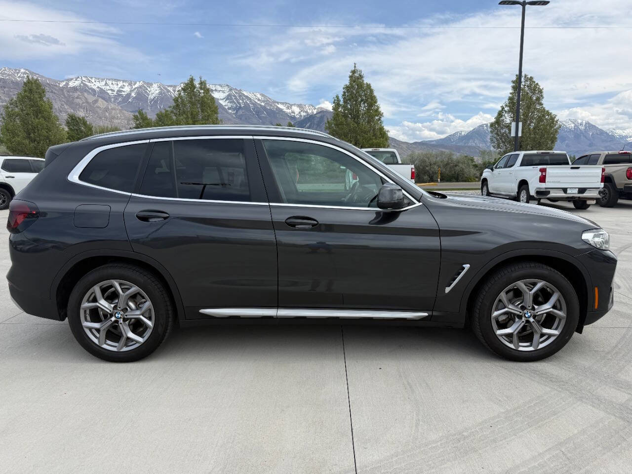Used 2024 BMW X3 xDrive30i image 2