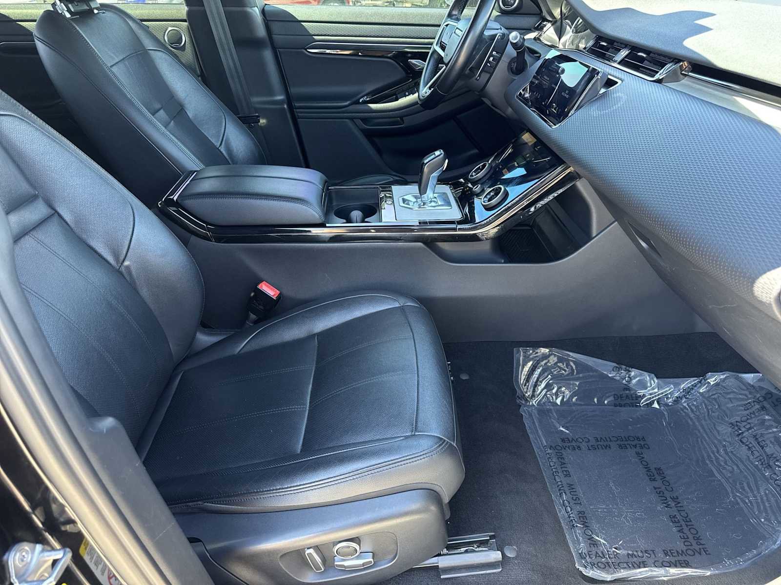 Used 2022 Land Rover Range Rover Evoque R-Dynamic S image 20
