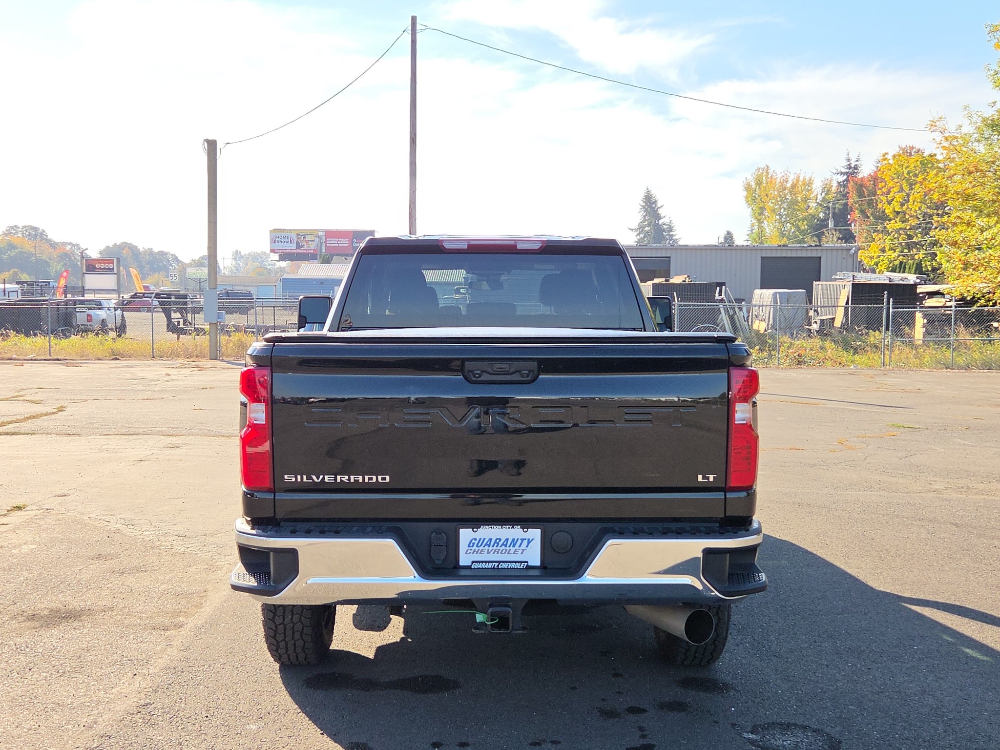 Used 2025 Chevrolet Silverado 2500 LT w/ Convenience Package AWD/4WD image 9
