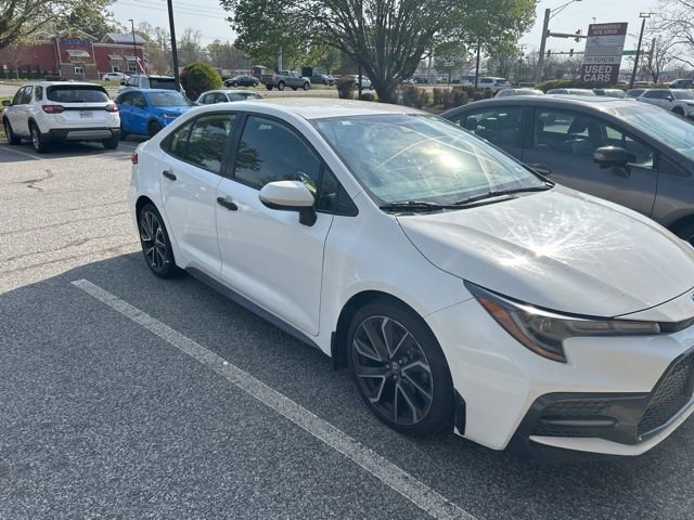 Used 2021 Toyota Corolla SE w/ Carpet Mat Package (TMS) FWD image 4