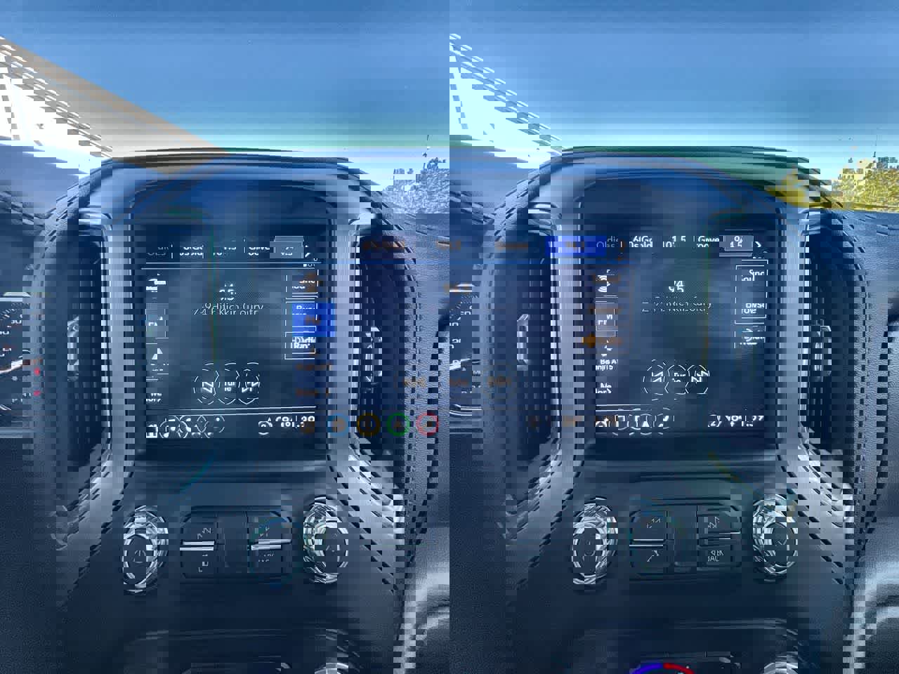 Used 2021 GMC Sierra 2500 Denali w/ Denali Ultimate Package image 13