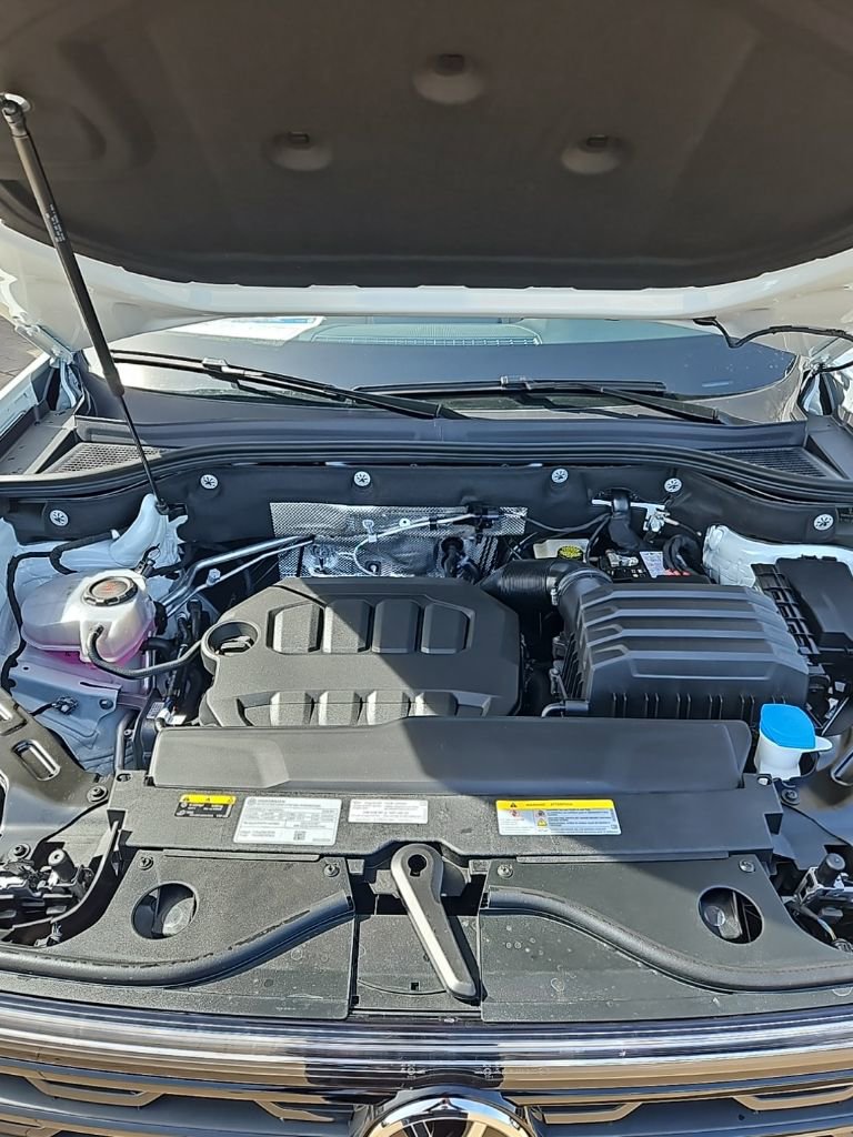 New 2026 Volkswagen Atlas Cross Sport SE image 10