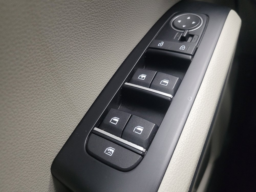 Used 2021 Kia Soul LX image 27