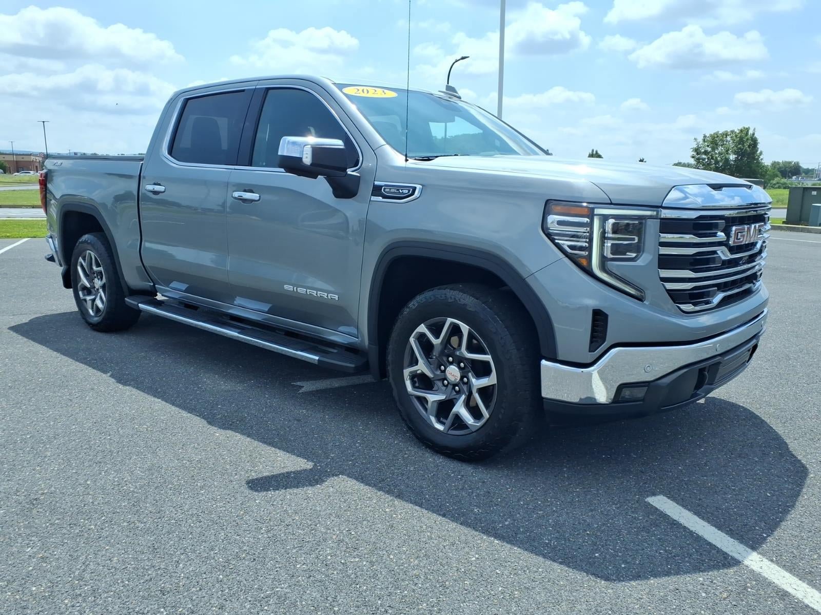 Certified 2023 GMC Sierra 1500 SLT w/ SLT Premium Plus Package AWD/4WD image 3