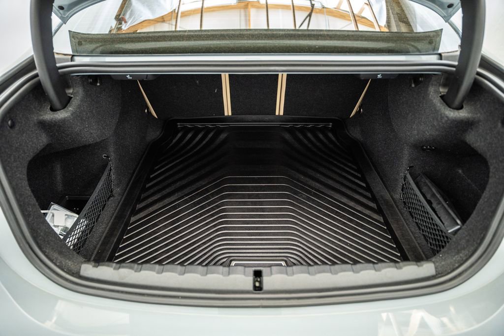 Used 2023 BMW 430i xDrive Coupe w/ M Sport Package image 11