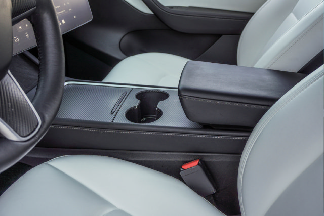 Used 2022 Tesla Model Y Performance AWD/4WD image 13