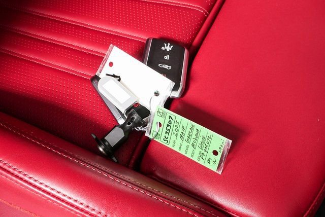 Used 2023 Maserati Grecale Modena image 41