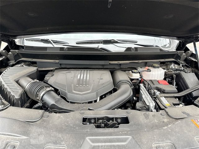 Used 2025 Chevrolet Traverse LT image 27