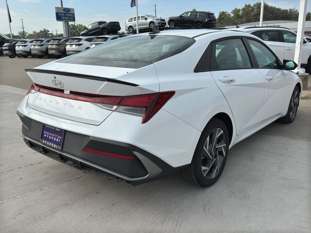 New 2025 Hyundai Elantra Sport image 5
