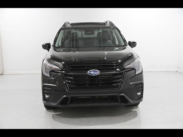 Used 2024 Subaru Ascent Onyx Edition AWD/4WD image 2