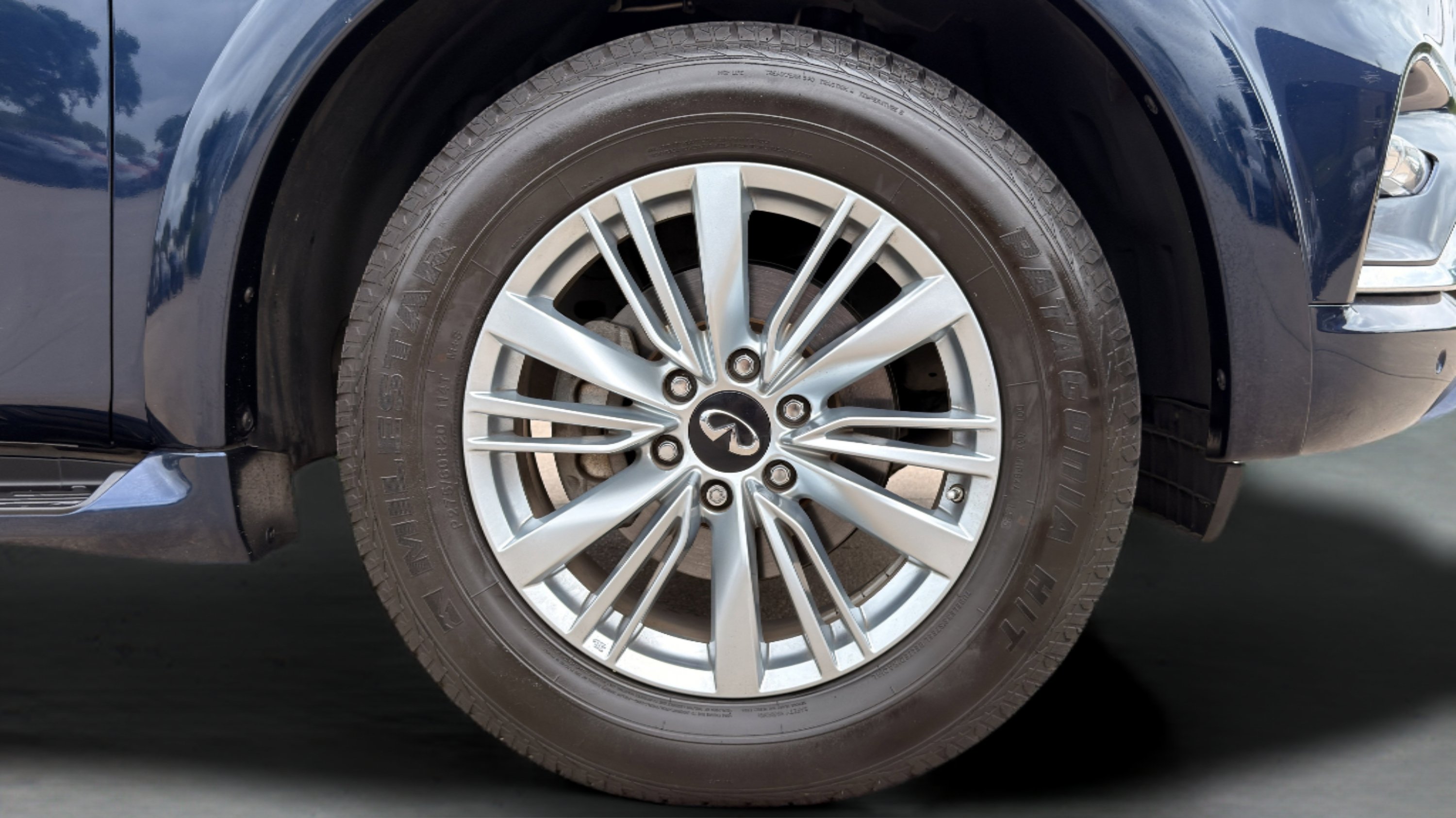 Used 2019 INFINITI QX80 Luxe RWD image 13