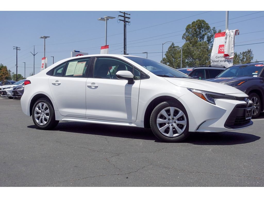 Certified 2024 Toyota Corolla LE FWD image 4