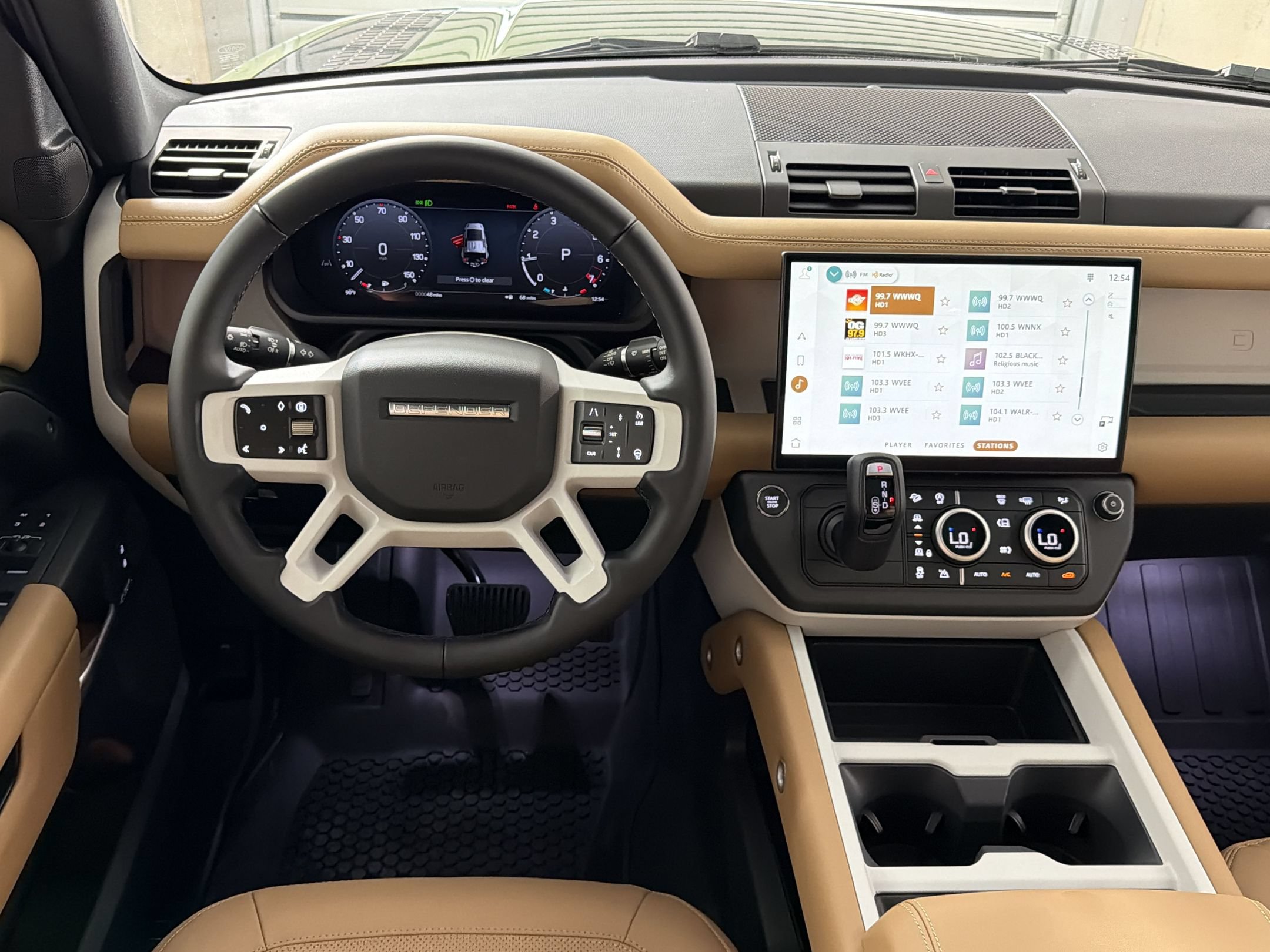 New 2026 Land Rover Defender 110 X-Dynamic SE AWD/4WD image 26
