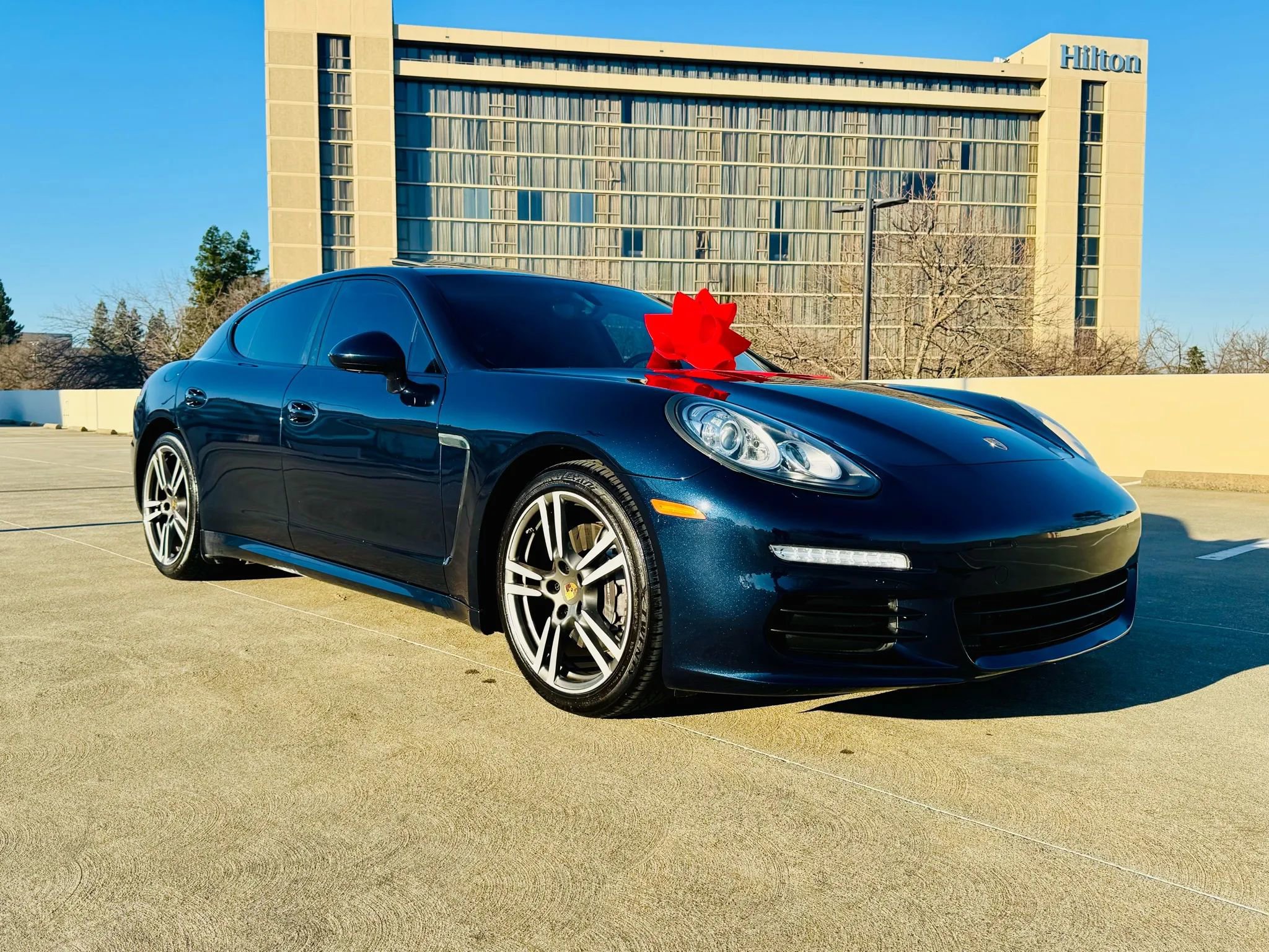 Used 2016 Porsche Panamera Edition image 1