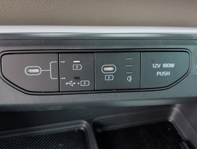 New 2026 Kia Carnival EX image 8